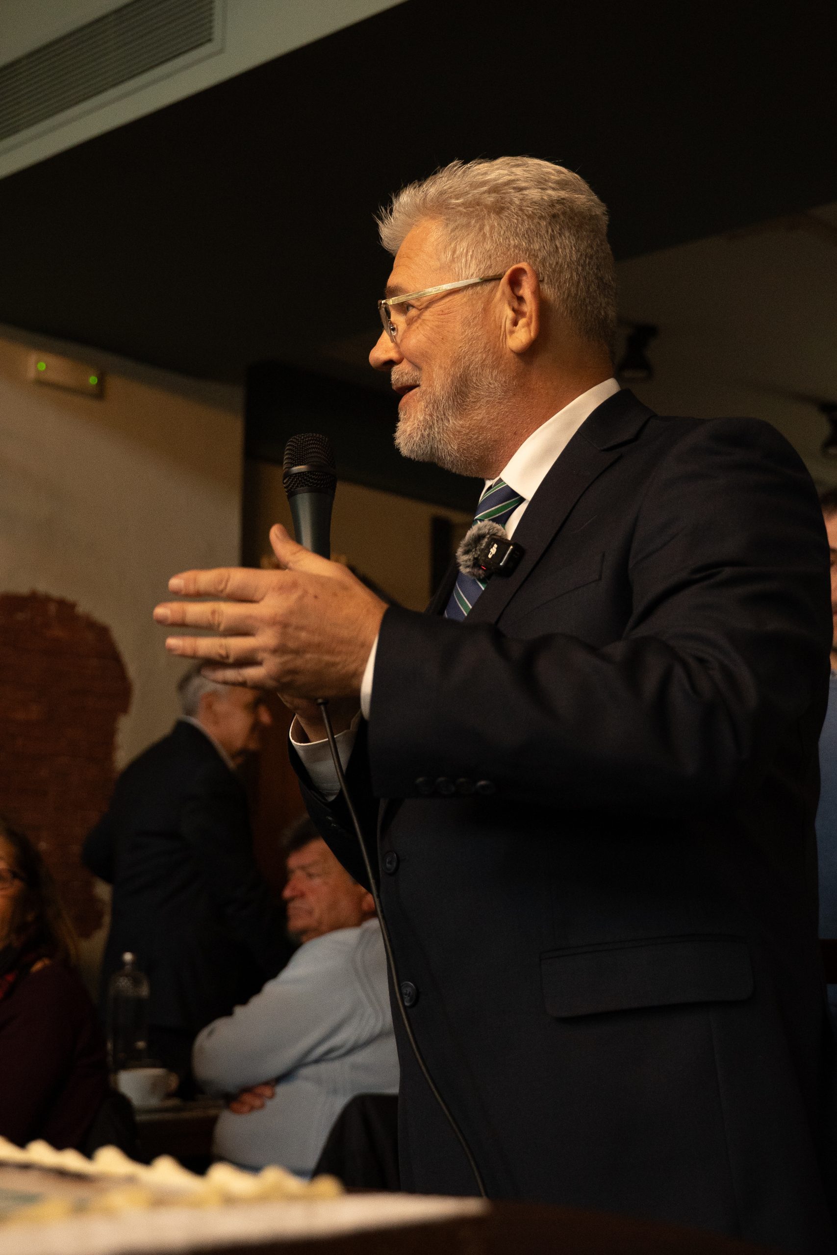 γιώργος οικονόμου